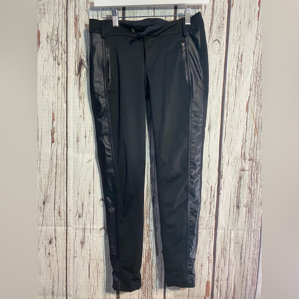 Lululemon tuxedo trousers black size 4